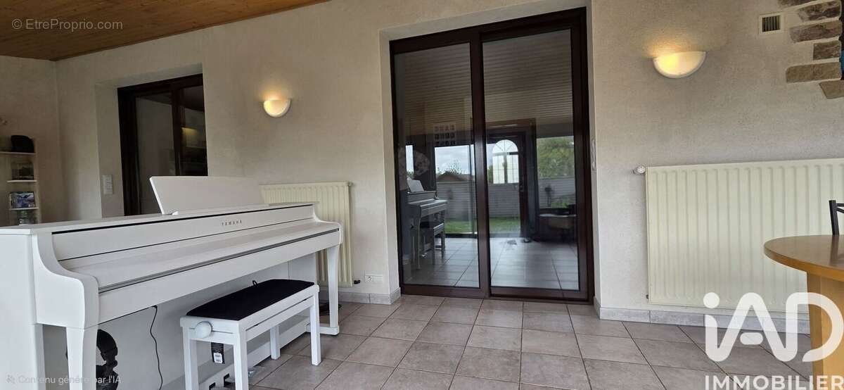 Photo 2 - Maison à NUAILLE