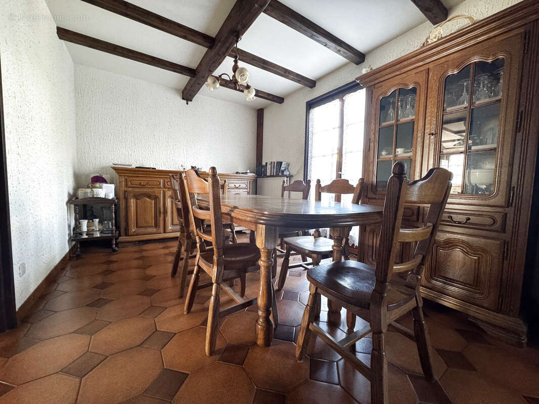 Maison à MARLY-LA-VILLE