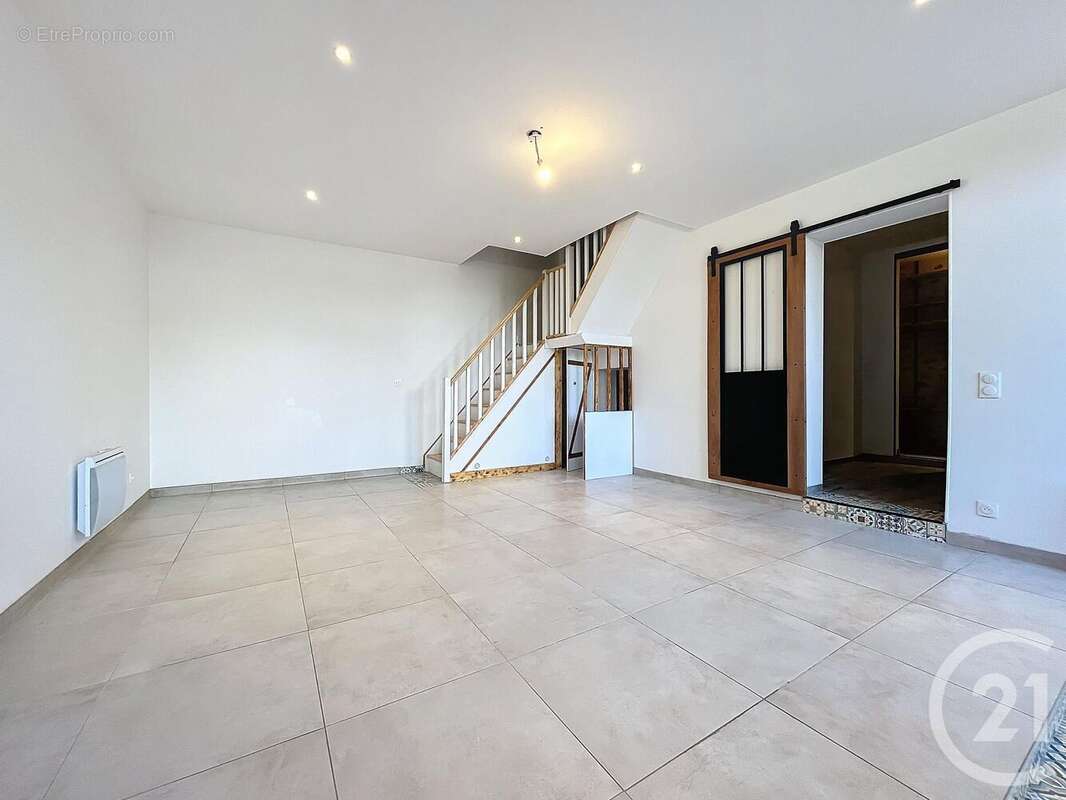 Maison à SOGNOLLES-EN-MONTOIS