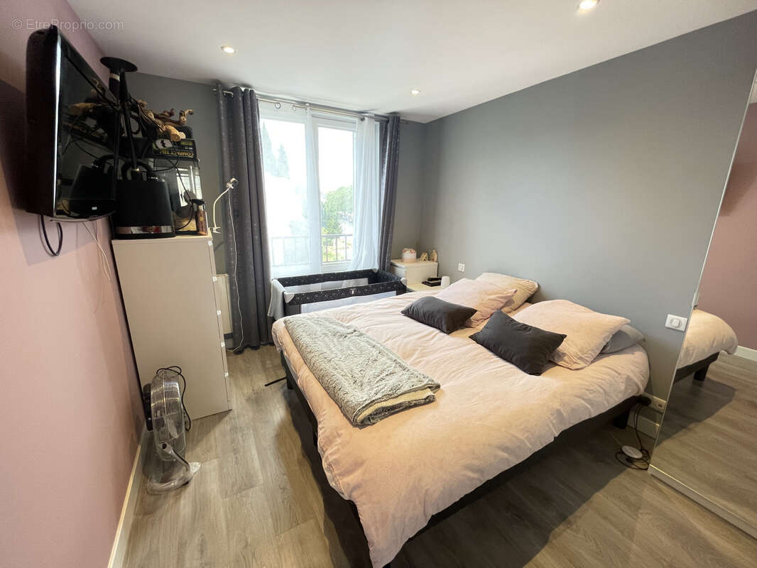 Pontoise centre-ville / gare appartement 3 pieces parfait etat - photo 3