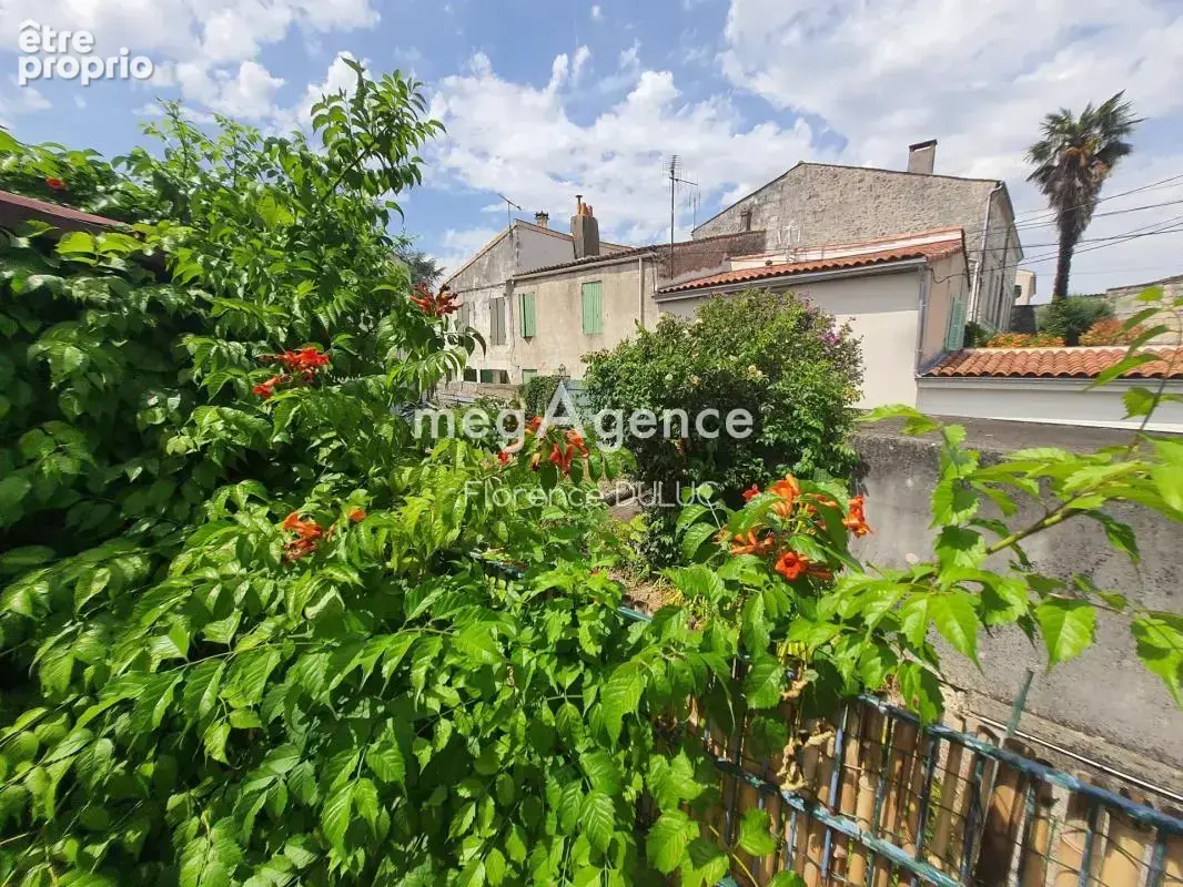 Maison de ville avec garage et jardin - photo 2