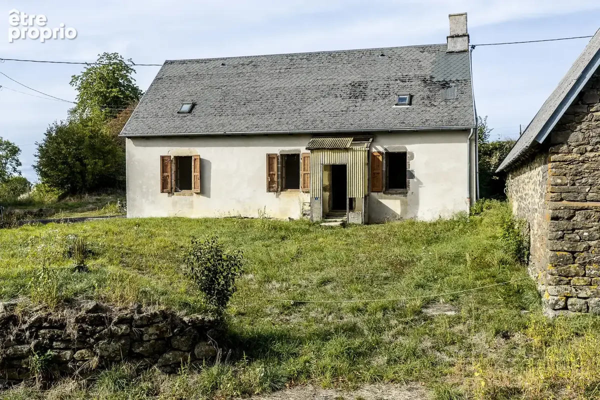 Maison 5 pièces 85 m² à vendre à Pleaux (15700) - photo 2