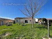 Maison à SAINT-JUNIEN