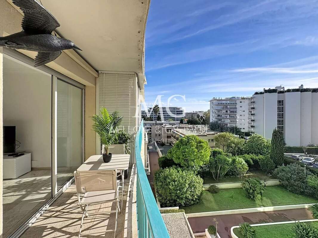 Appartement à CANNES