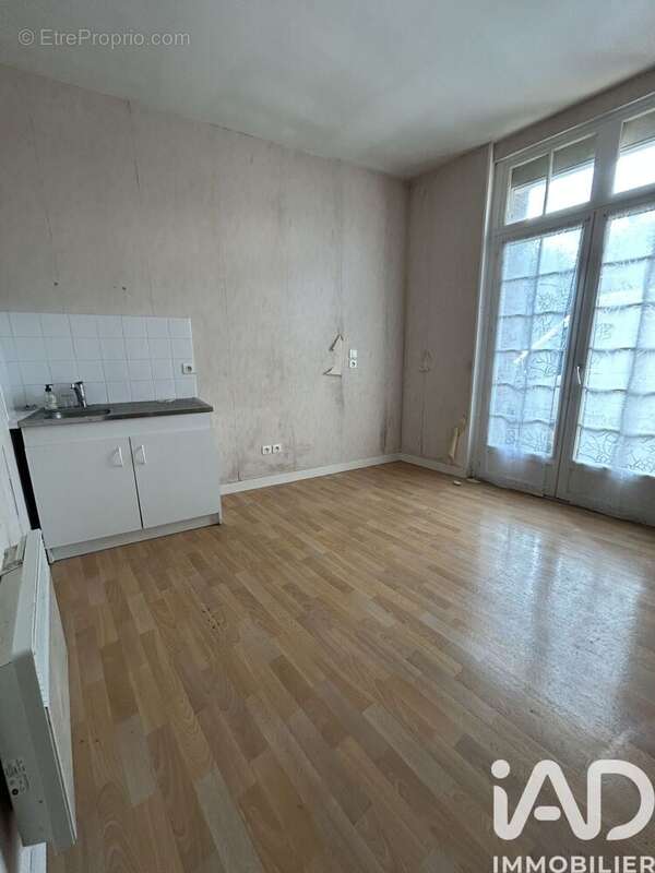 Photo 3