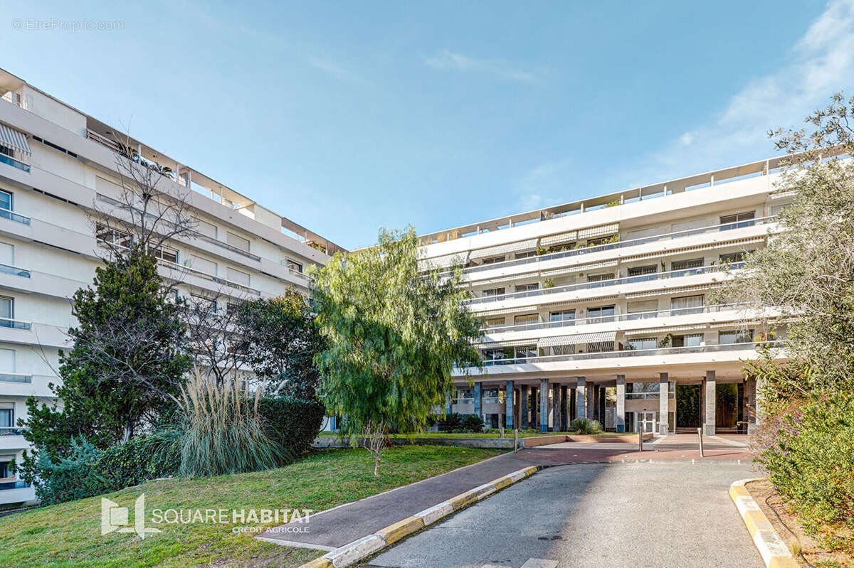 Appartement à MARSEILLE-8E