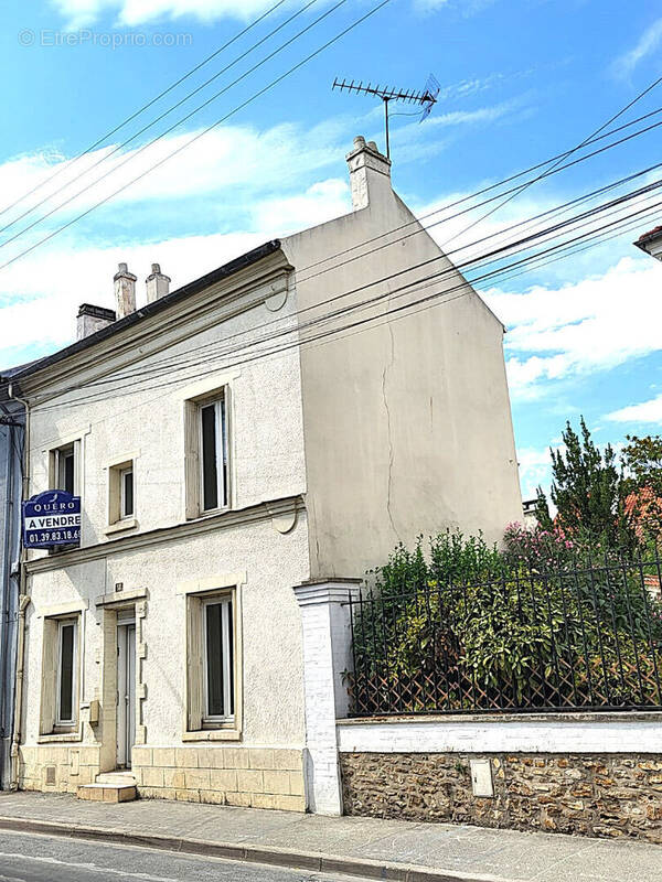 Maison à DEUIL-LA-BARRE