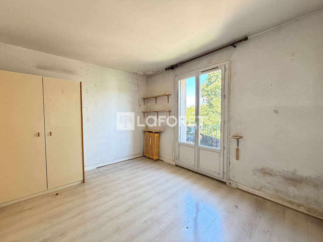 Appartement Rueil Malmaison 4 pièce(s) 63 m2 - photo 11
