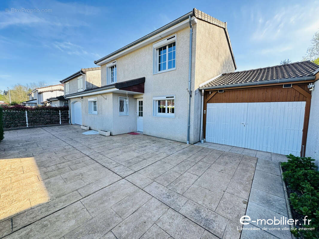 Maison à CHAUFFAILLES