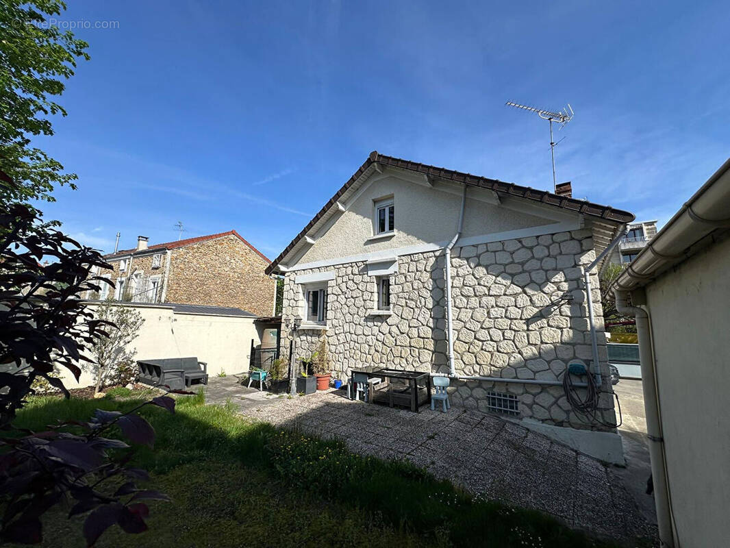 Maison à NOISY-LE-SEC