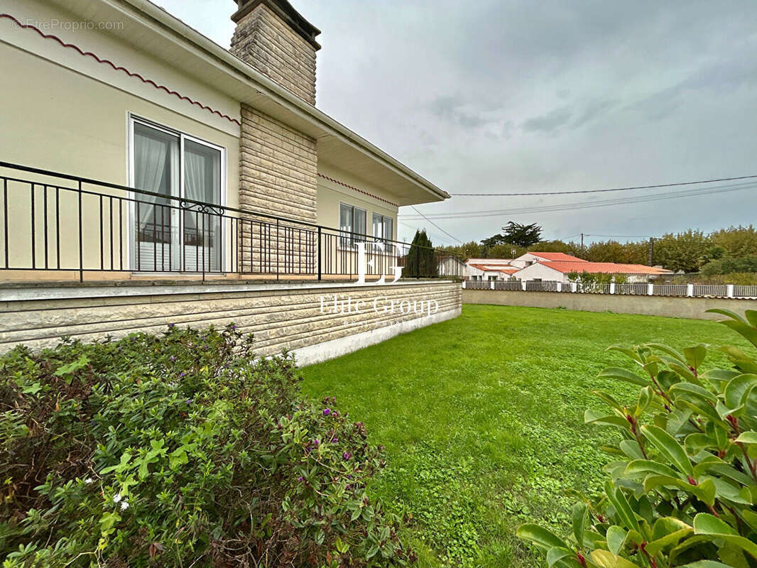 Maison à PORT-DES-BARQUES