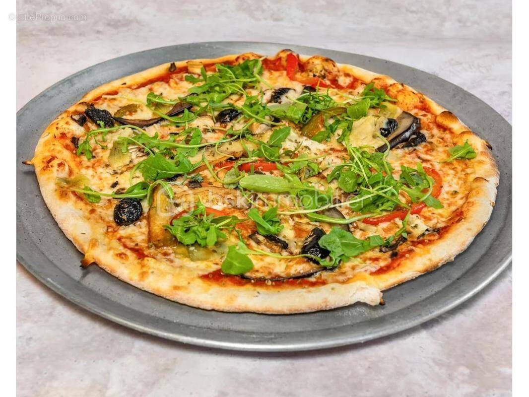 Commerce à MANDELIEU-LA-NAPOULE