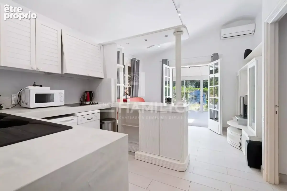 Biot villa avec vue, 4 chambres et une maison d'amis avec 2 cham - photo 13