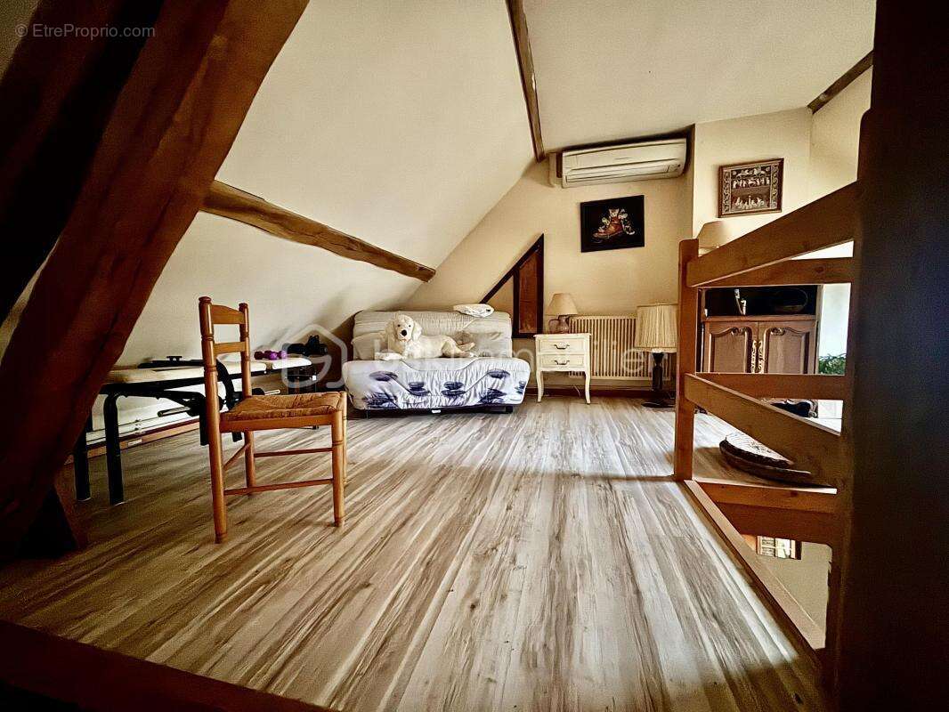 Maison à AIX-EN-OTHE