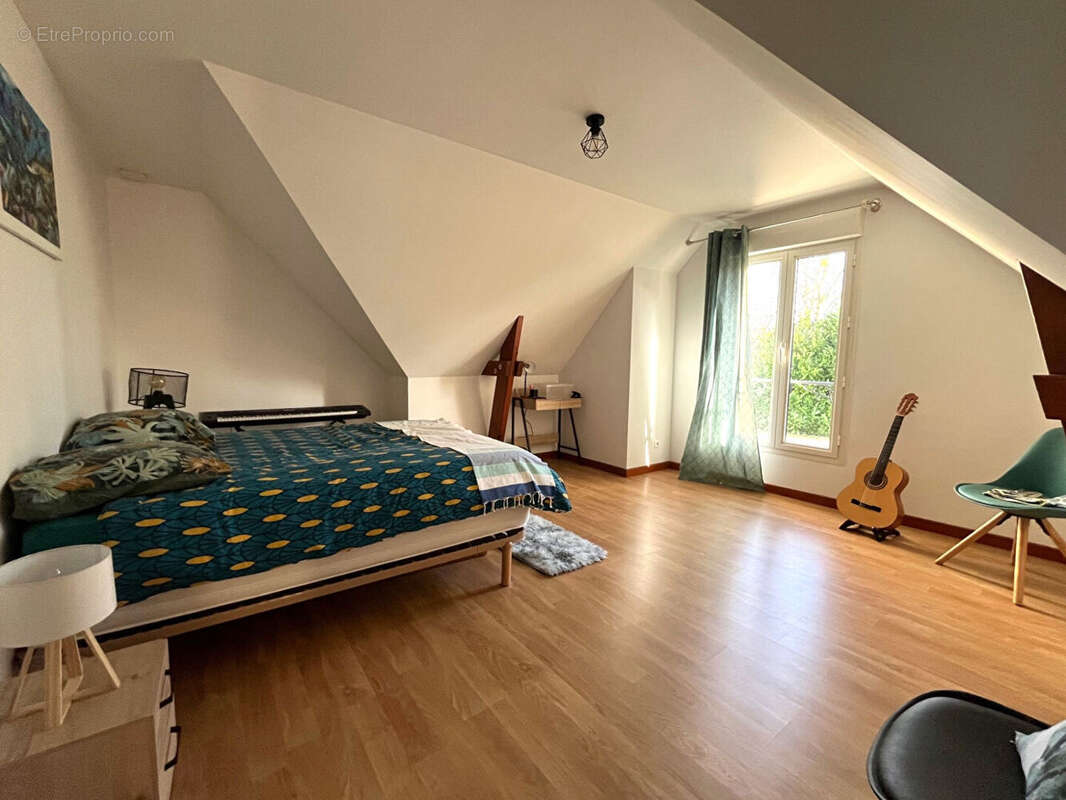 Maison à LE MESNIL-EN-THELLE