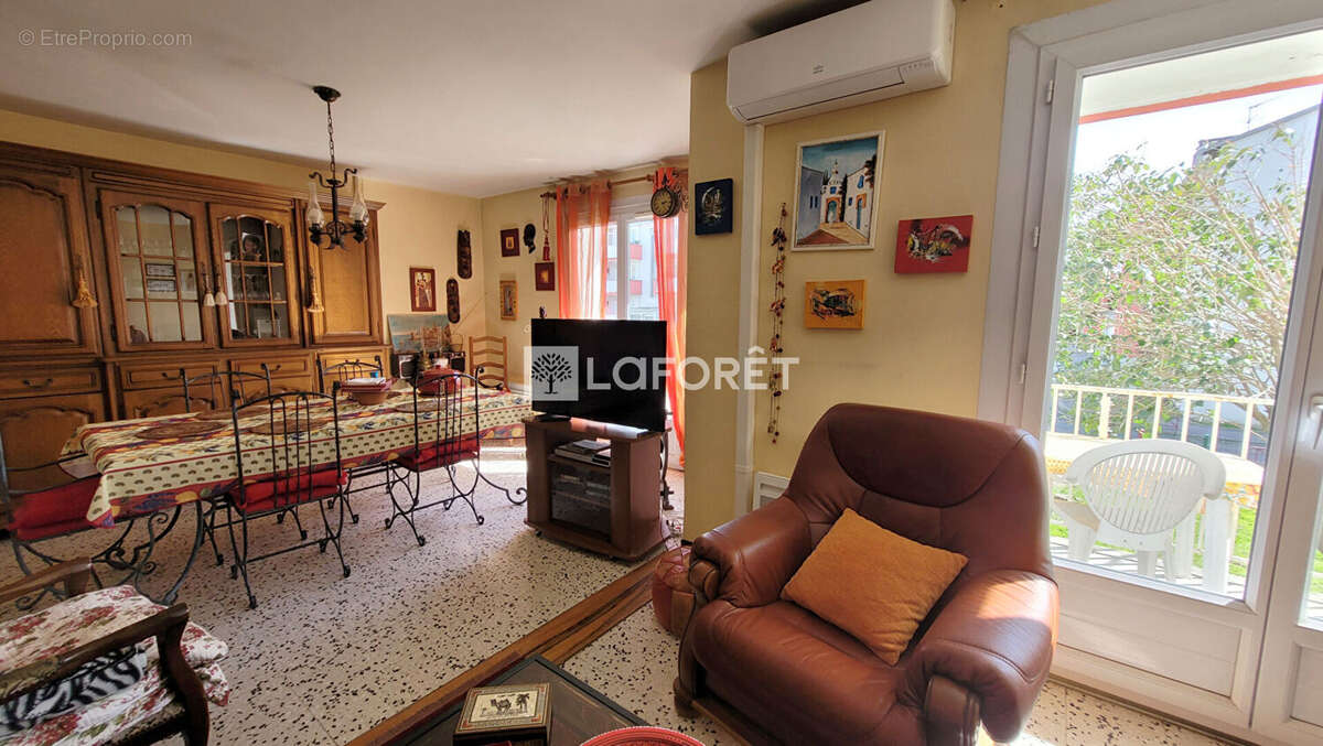 Appartement à LATTES