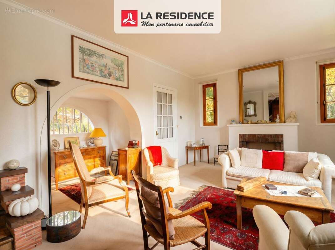 Maison 283 m² à Oinville-Sur-Montcient  - photo 6