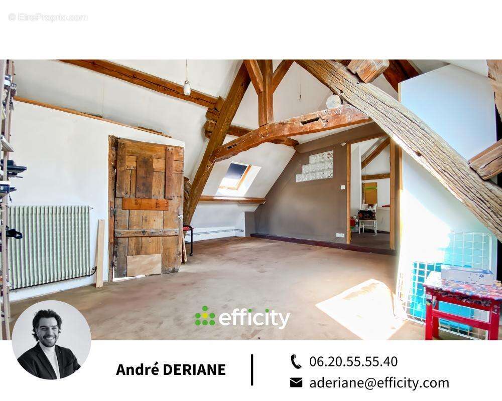 Maison à NEAUPHLE-LE-CHATEAU