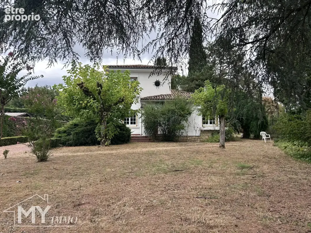 Maison à PINEUILH