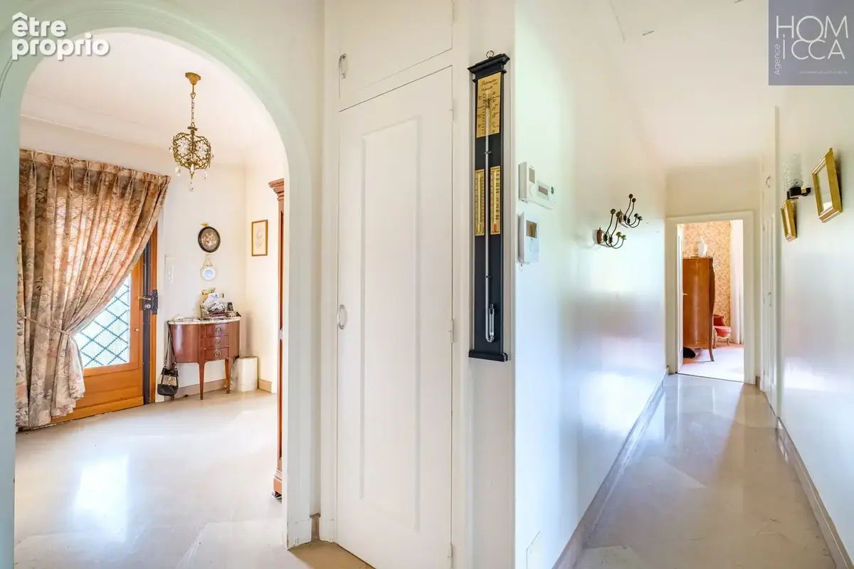 À acheter à Saint-Didier-Au-Mont-D'Or : maison avec 7 pièces - photo 6