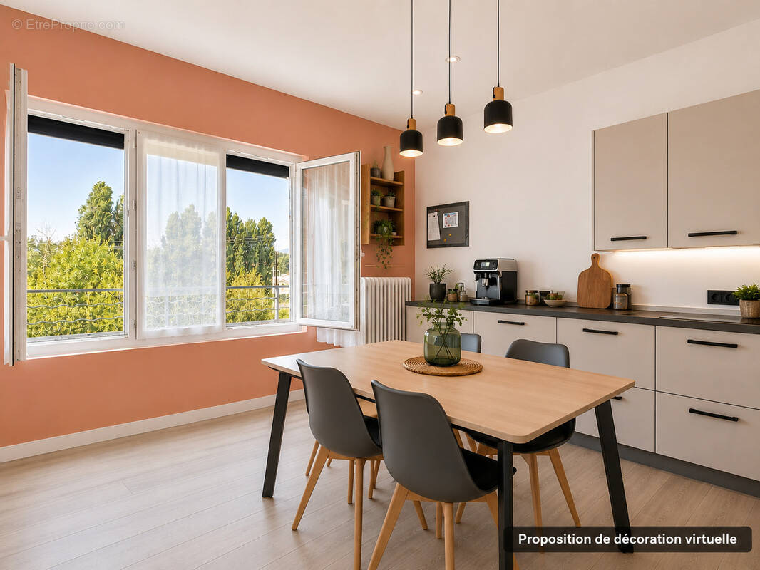 Appartement à NEUVILLE-SUR-SAONE