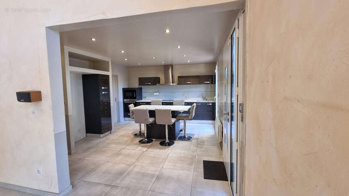 Maison à LEZIGNAN-CORBIERES