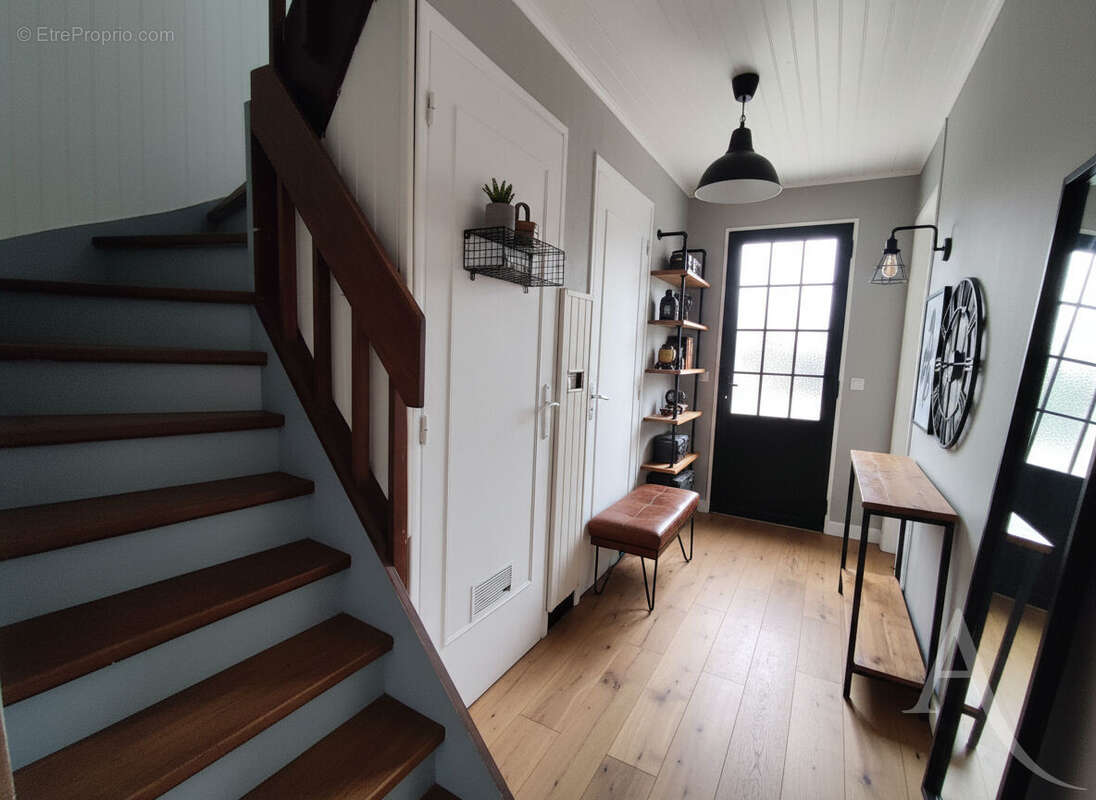 Maison - 6 pièce(s) - 116m² - LONGUENESSE - photo 4