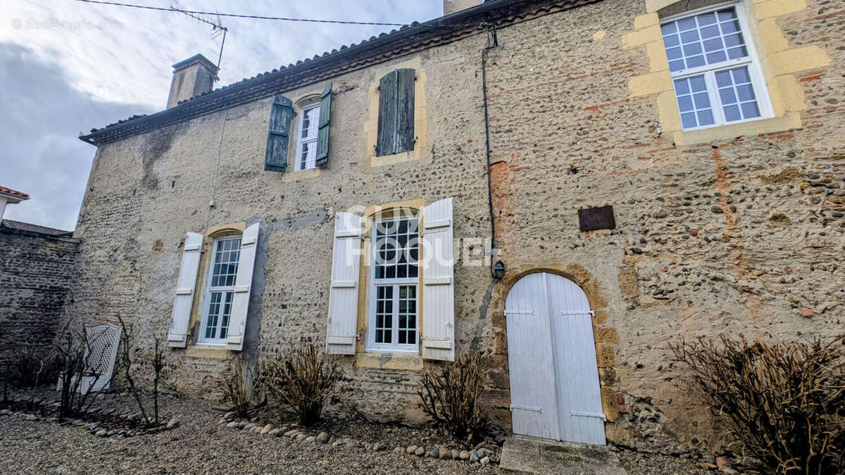 Demeure de caractère,  Grenade sur L'Adour,  Coeur de village - photo 13