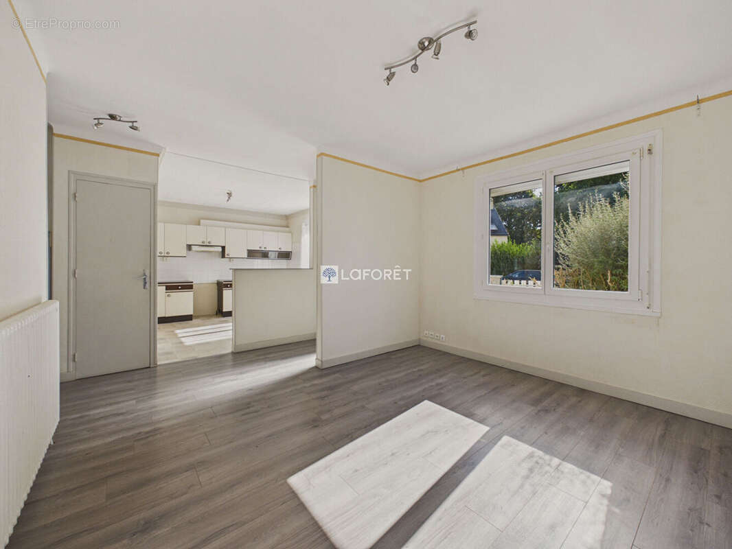 Ploneour lanvern - maison composee de 2 logements t3 - photo 2