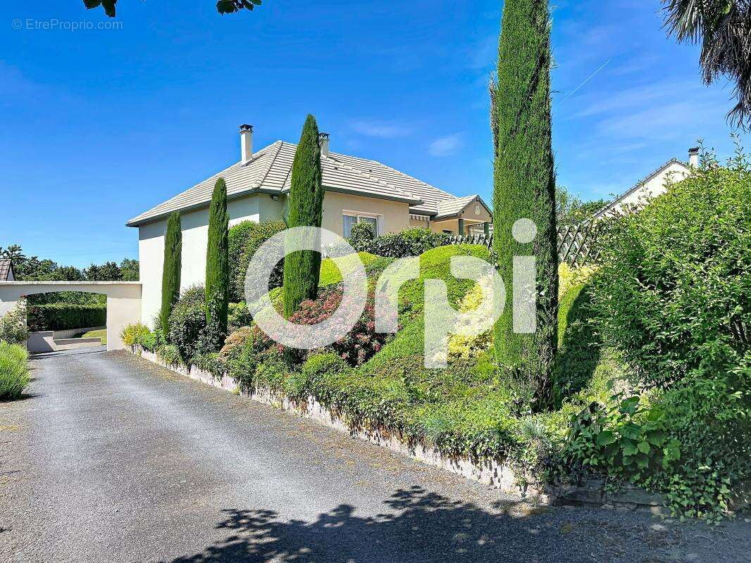 Maison à DONZENAC