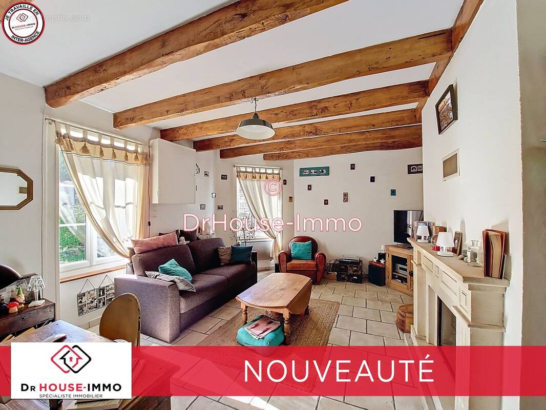 Maison à SAINT-GELAIS