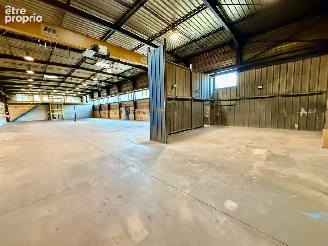 Vente ensemble immobilier industriel de 3 660 m2, sur terrain de 21 181 m2 LURE - photo 22