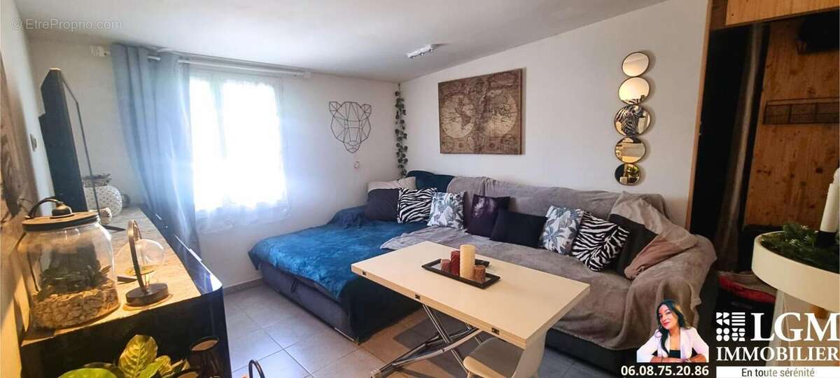 Maison à VILLELAURE