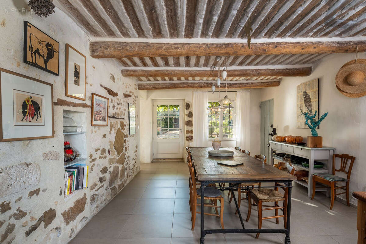Maison à CAROMB