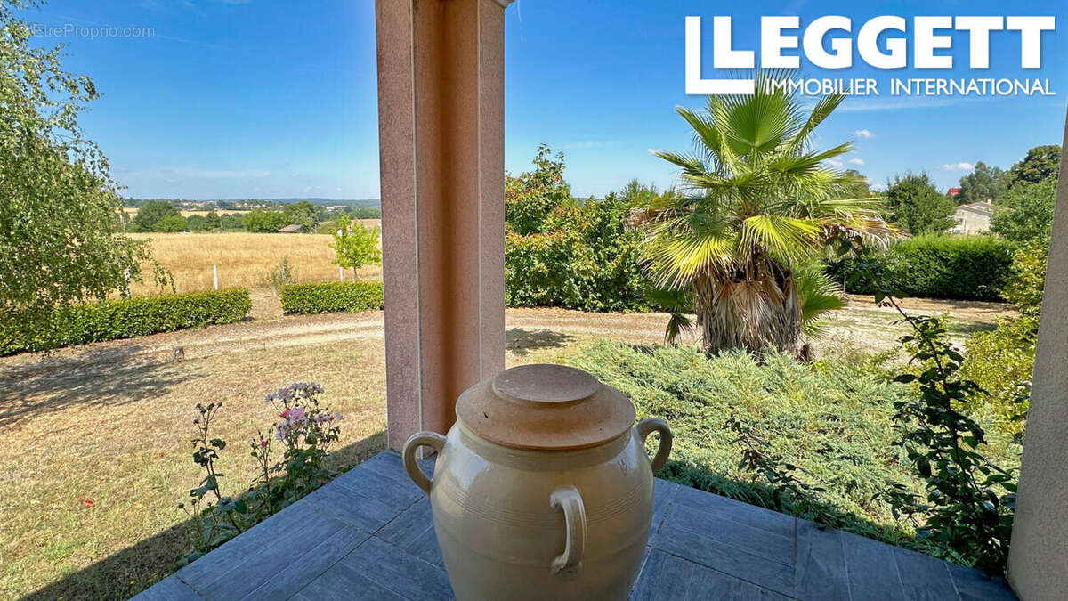 Maison campagne plain pied avec grand jardin sur une vue dégagée et grand sous sol - photo 8