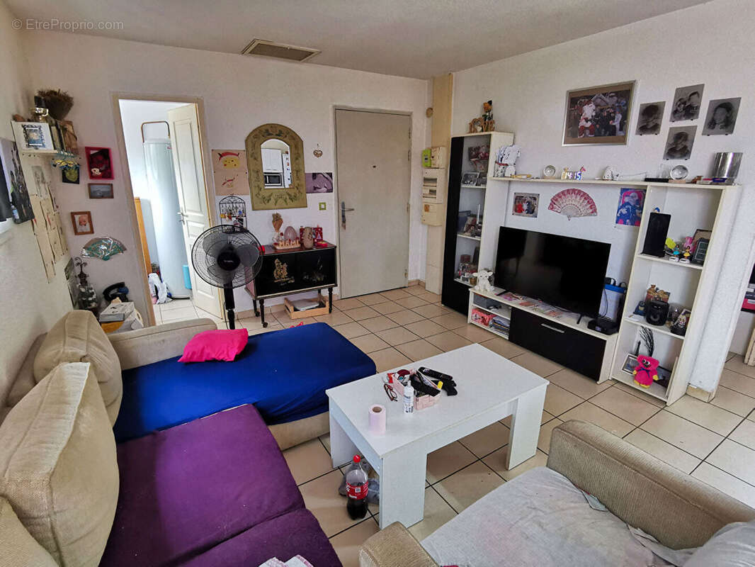 Appartement à SAINT-LAURENT-DE-LA-SALANQUE