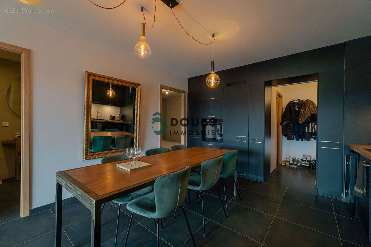 Appartement à ORCHAMPS-VENNES