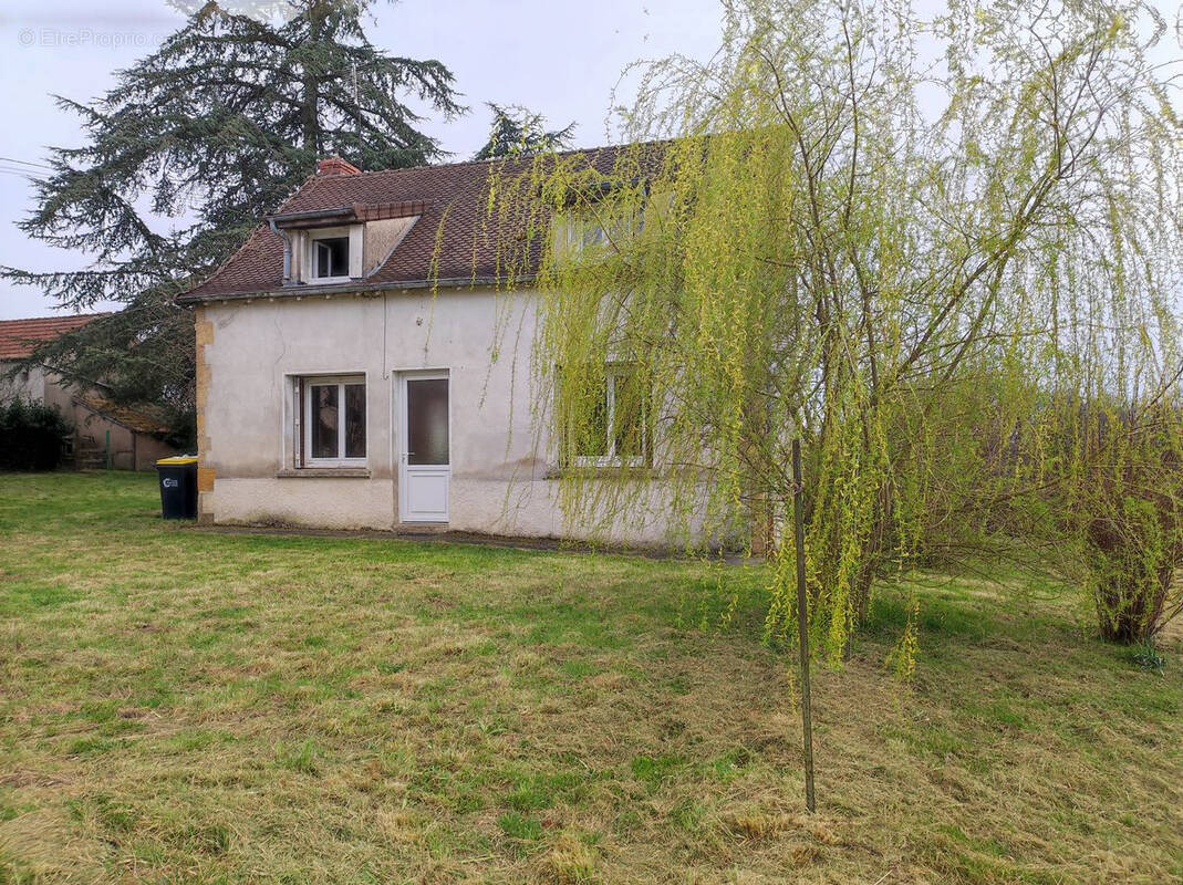 Maison à PARAY-LE-MONIAL