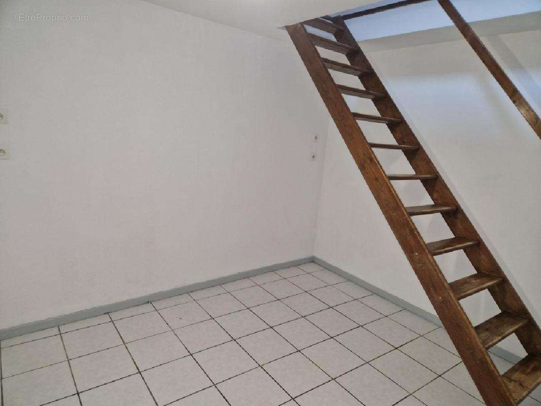 Appartement à LA LOUPE