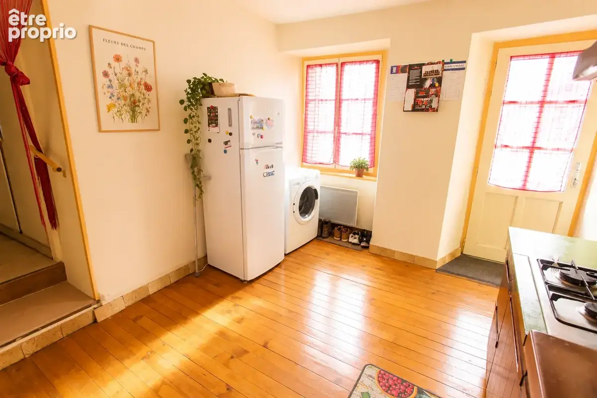 Ensemble immobilier avec stationnement couvert - photo 5