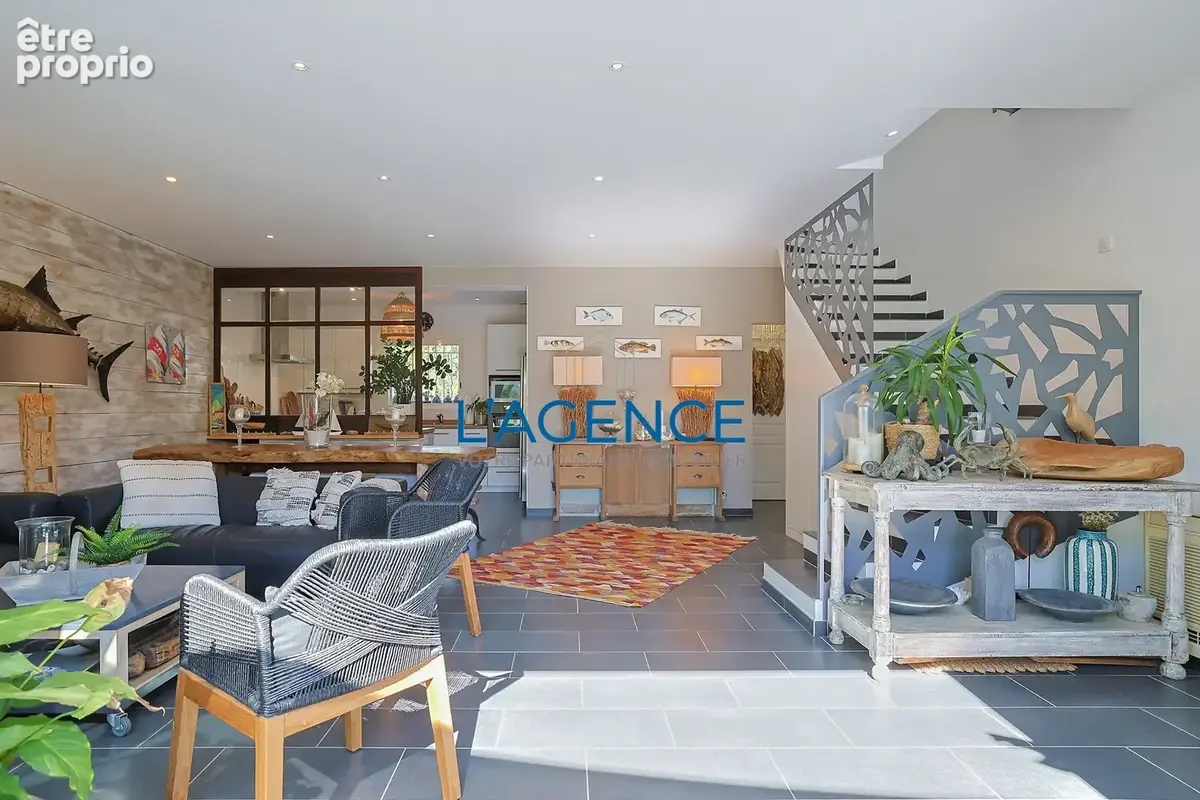 hyeres l'Ayguade villa individuelle de 170m2  a 2 pas de la plage - photo 3