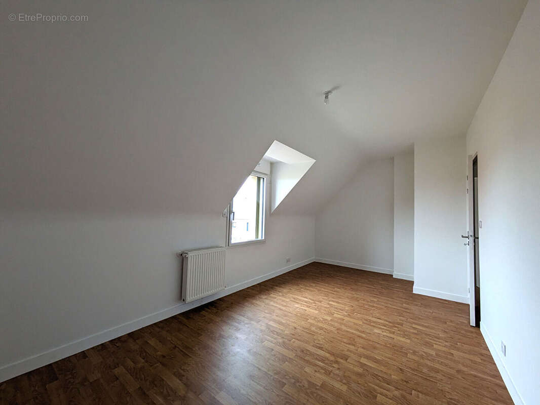 Maison à DOL-DE-BRETAGNE