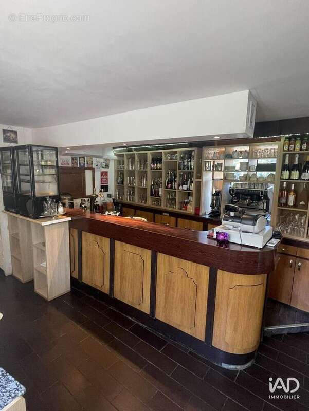 Photo 3 - Commerce à BESSENAY