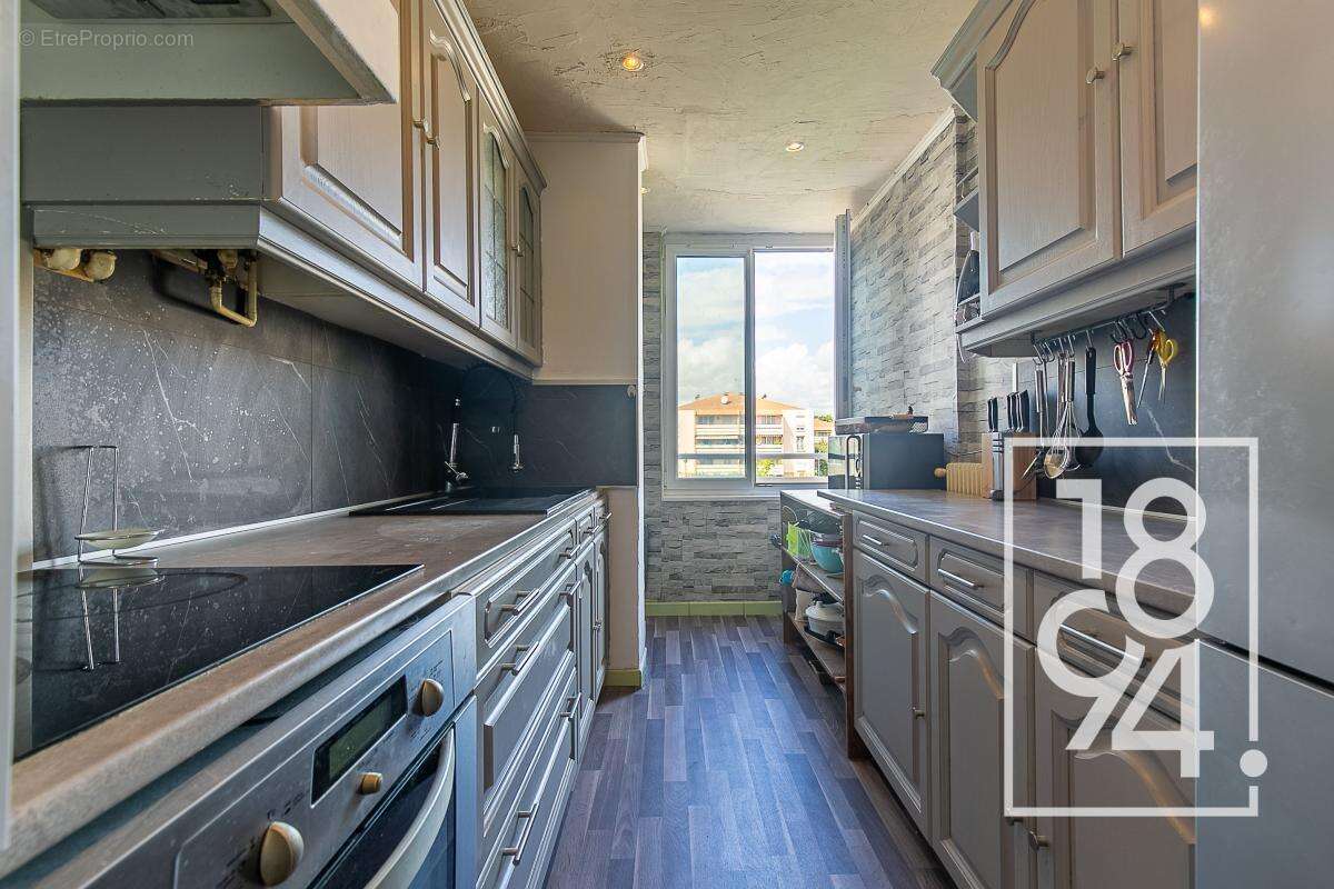 Appartement à VITROLLES