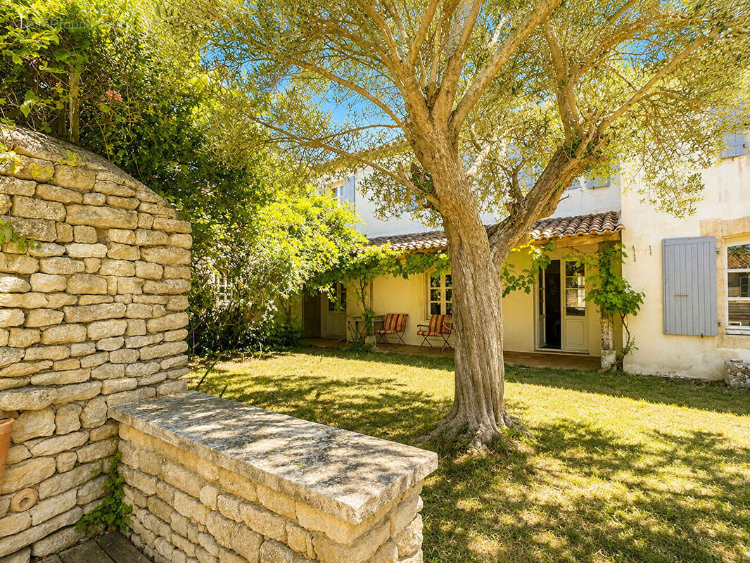 Maison Loix 8 pièce(s) 205 m2 - photo 5