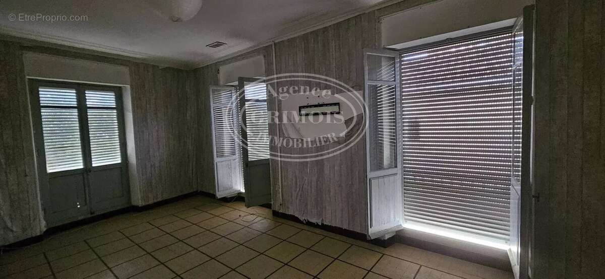 Appartement à LEZIGNAN-CORBIERES
