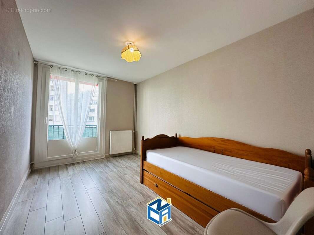 Appartement à SAINT-PIERRE-DES-CORPS