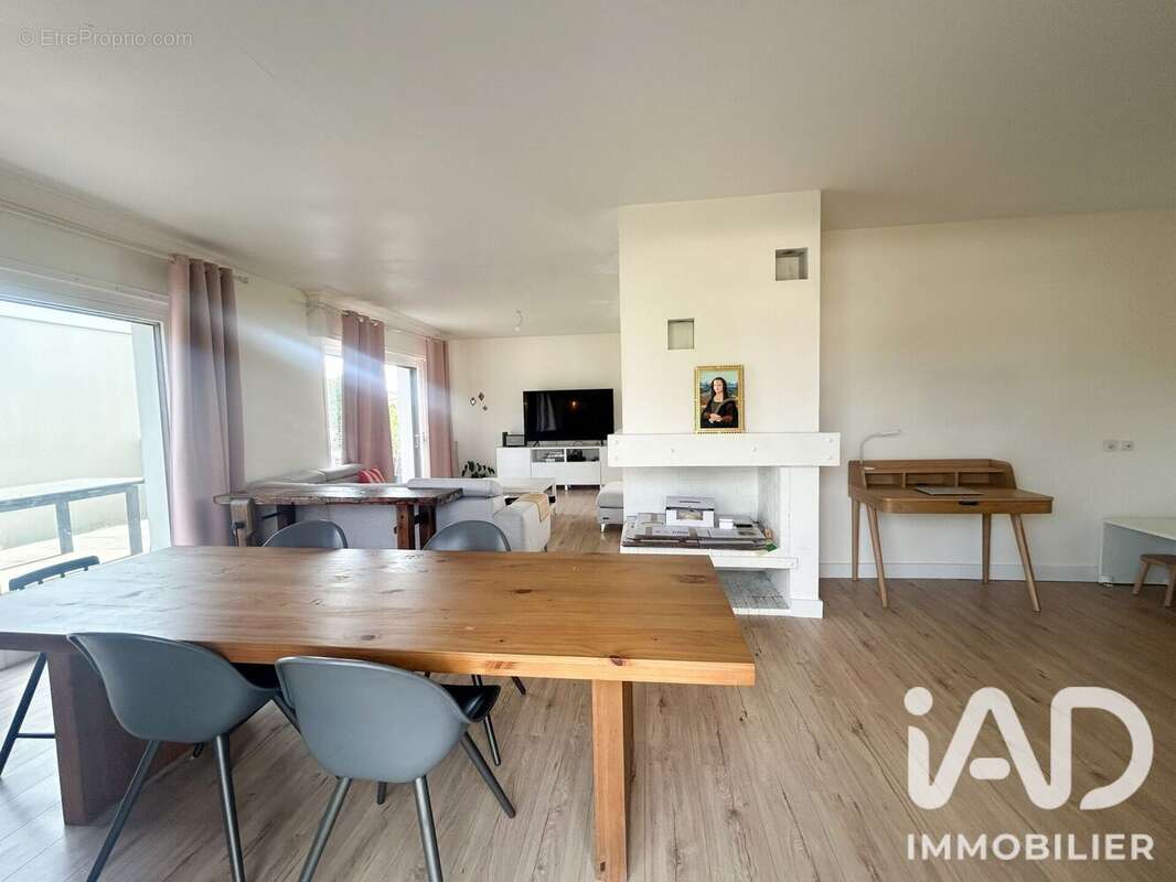 Maison 151 m² à Blanquefort  - photo 9