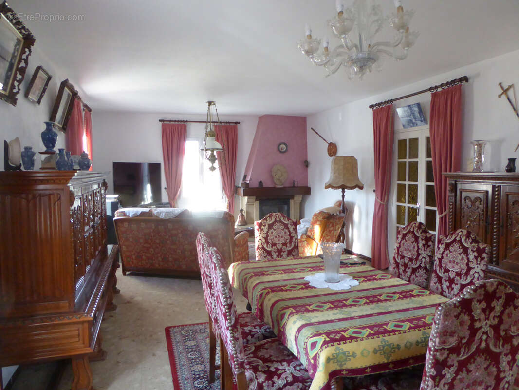 Maison à VAISON-LA-ROMAINE