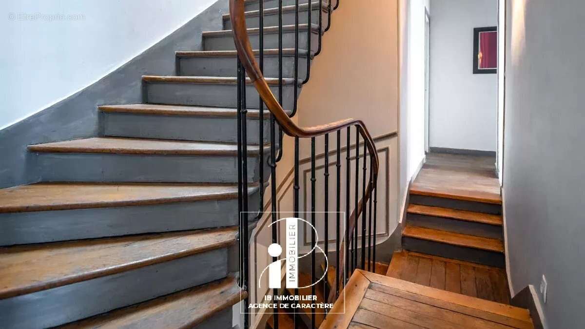 Maison à FONTAINEBLEAU